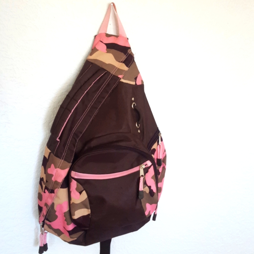 EastSport one shoulder backpack